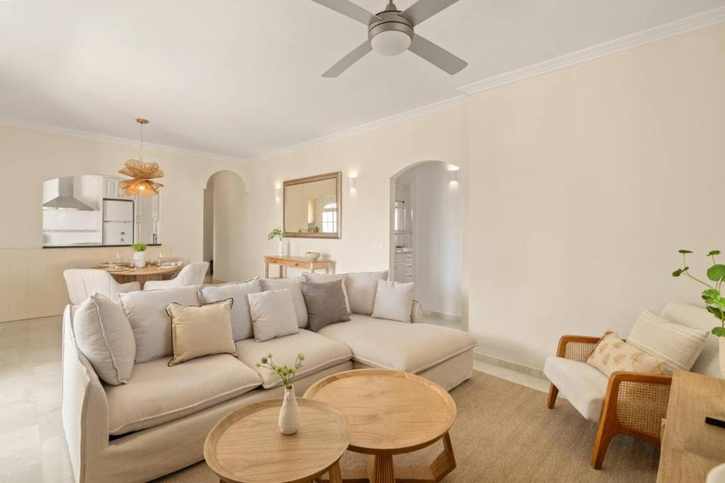 Las Brisas Estepona - 2BR, Pool and Terrace - 2