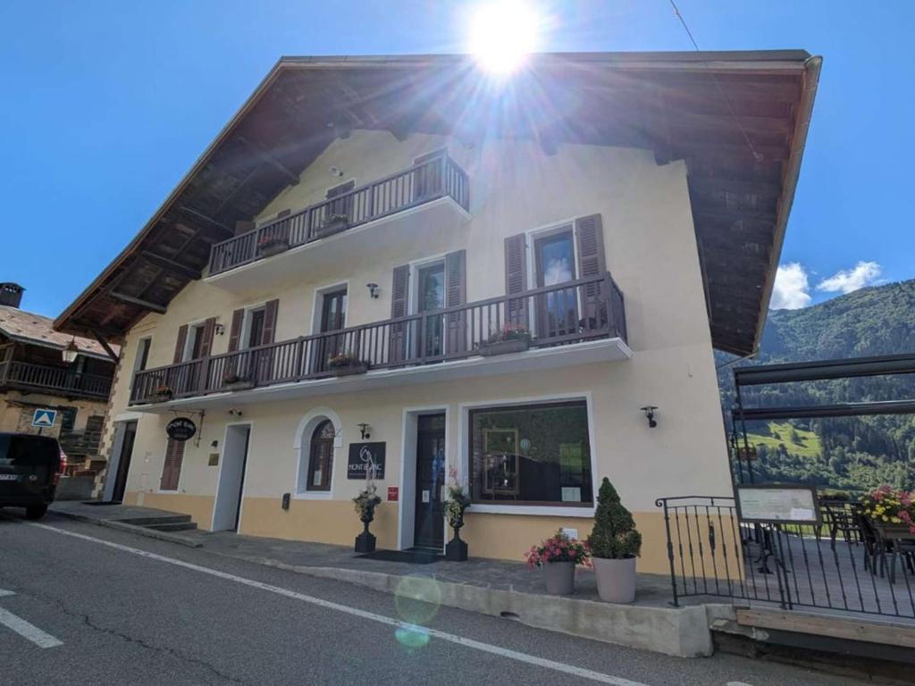 Appartement chaleureux, animaux OK, vue Mt Blanc - 1