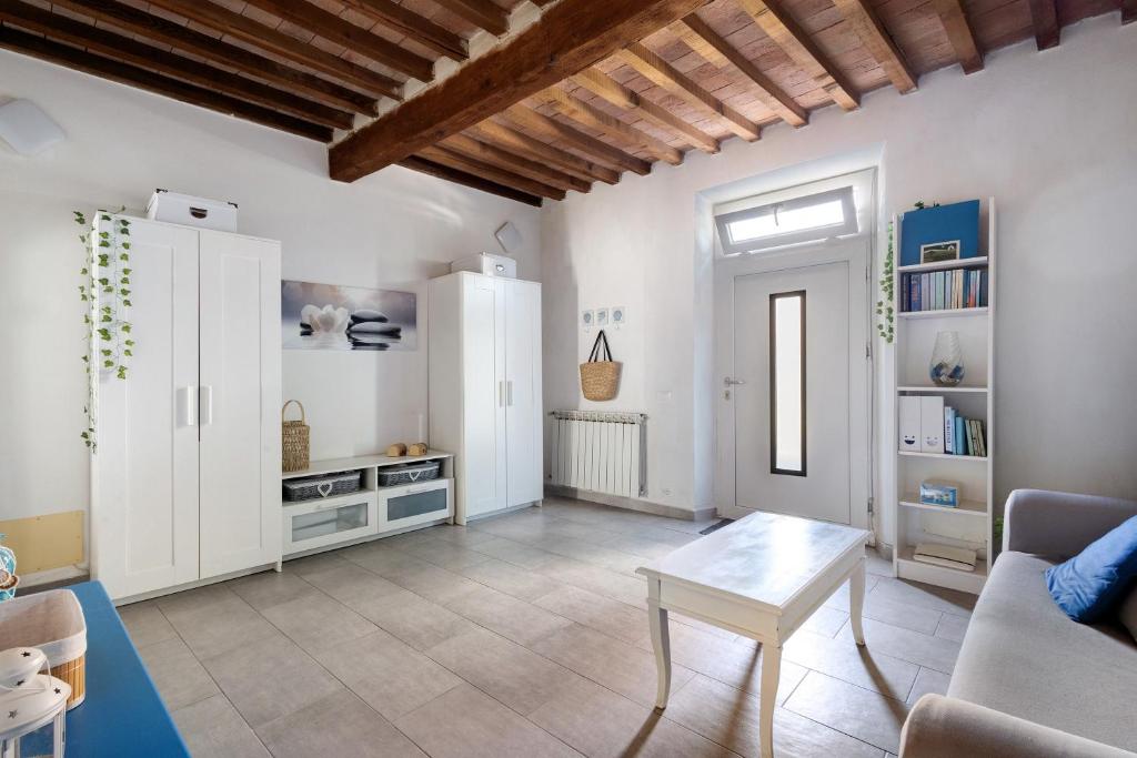 Two Rooms In Pisa - 2