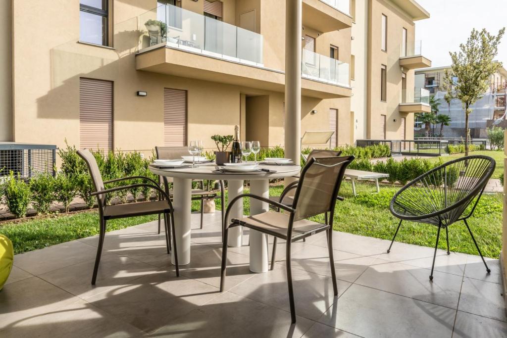 Oasi del Garda a Desenzano - Pool&Garden&Garage - 5