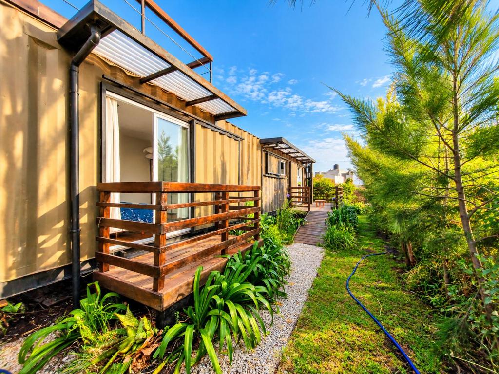 Casa Duck - Casa Container con deck y vista al mar para 2 personas con parrilla - Hola Sur - 1