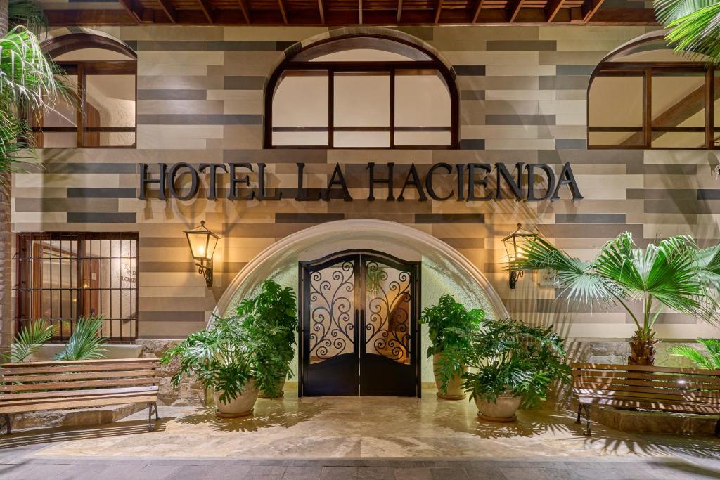 La Hacienda Miraflores - 1