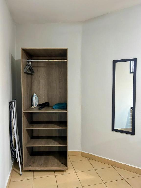 Loft Privado, Cerca de la UANL, 505B - 3