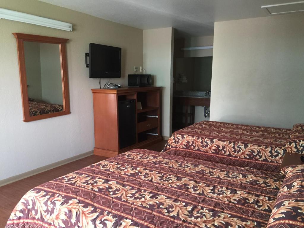 Garden Inn Motel photo