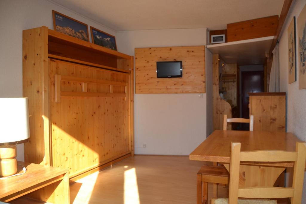 Résidence Miravidi - Beau studio pour 4 personnes, proche des pistes et des commerces, au cœur du village du Charvet à Arc 1800 MAE-1958 - 2
