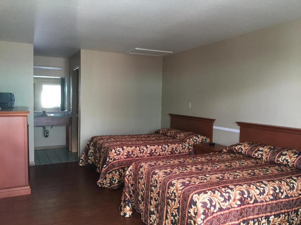 Garden Inn Motel photo