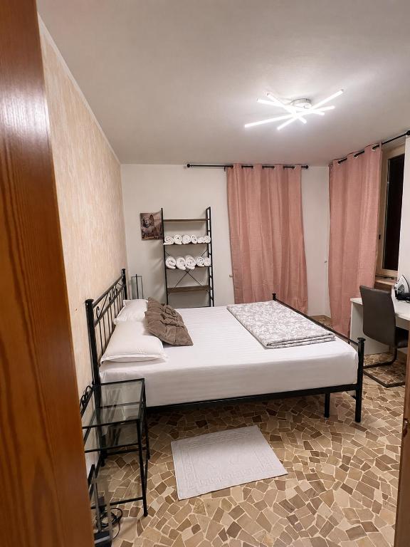 Casa Dorsoduro Authentic Venice Stay - 2