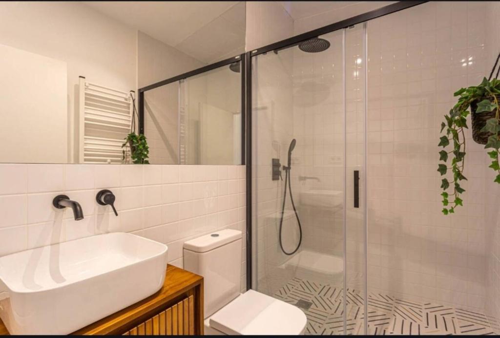 Modern & bright, 15 mins from Madrid city center - 5