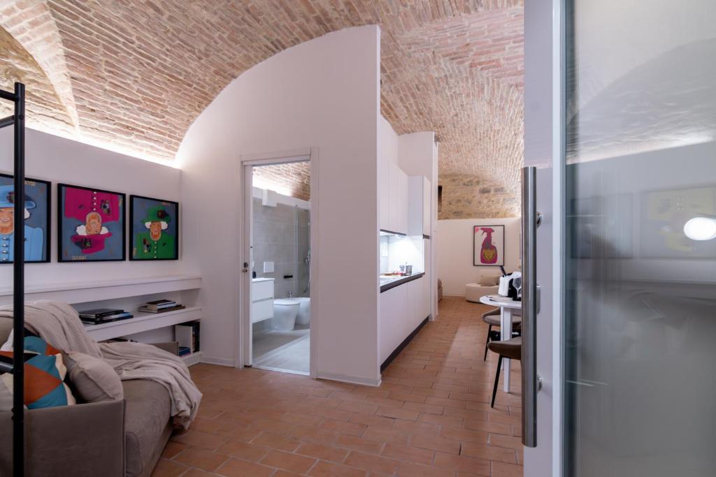 MAMO Queen & King Side Royal Perugia Loft - 3