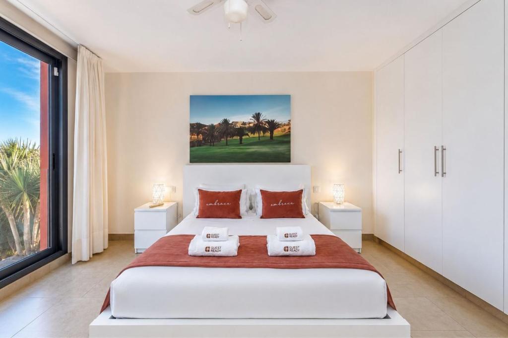 GuestReady - Villa Salobre Terrace with Pool - 5
