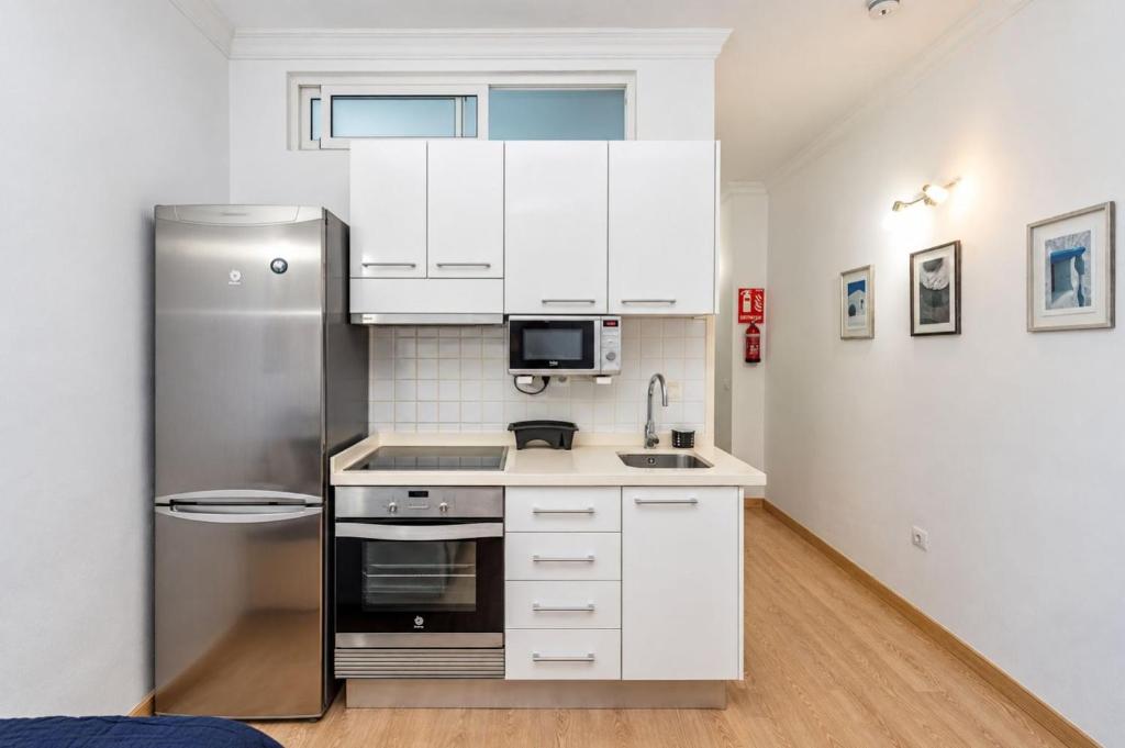 GuestReady - Salvador Cuyas Beach Walk - 4