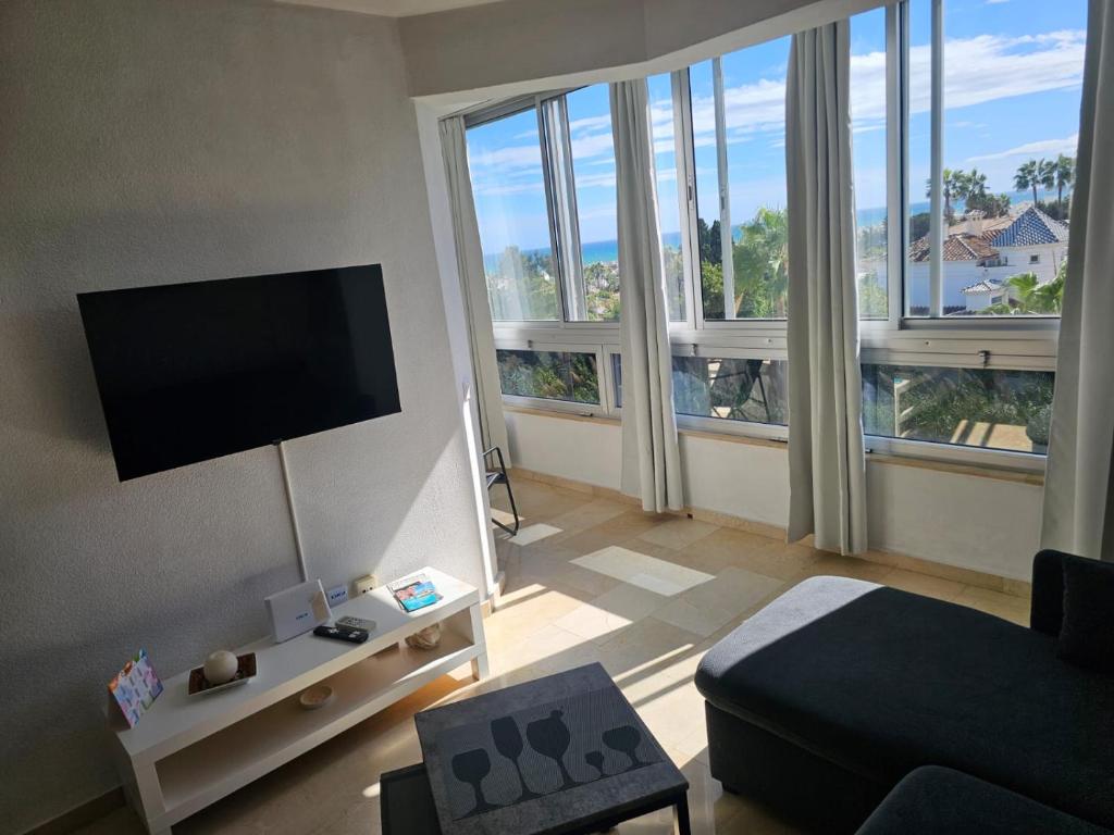 Vistamarina 408A By IVI Real Estate - 3
