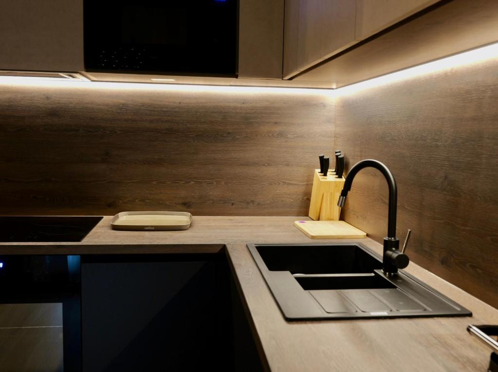 Harmony Luxury Apartment & Jacuzzi - 2