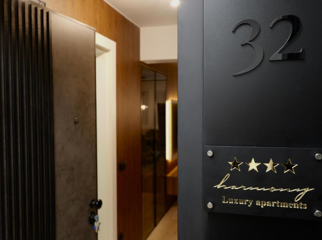 Harmony Luxury Apartment & Jacuzzi - 5