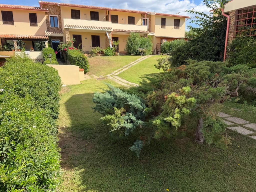 Zoe House - 2