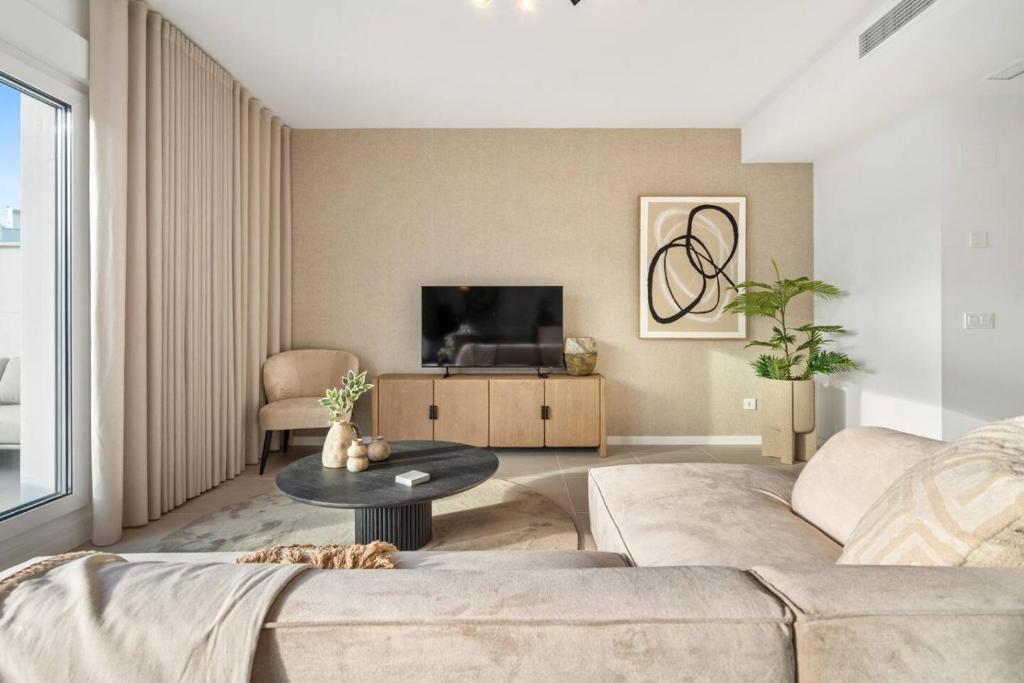 Modern 3BR Apartment - Acqua Gardens Estepona - 2