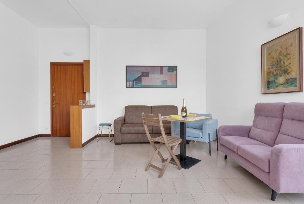 Luminous Designer Home near Paolo Sarpi - Messina - 2
