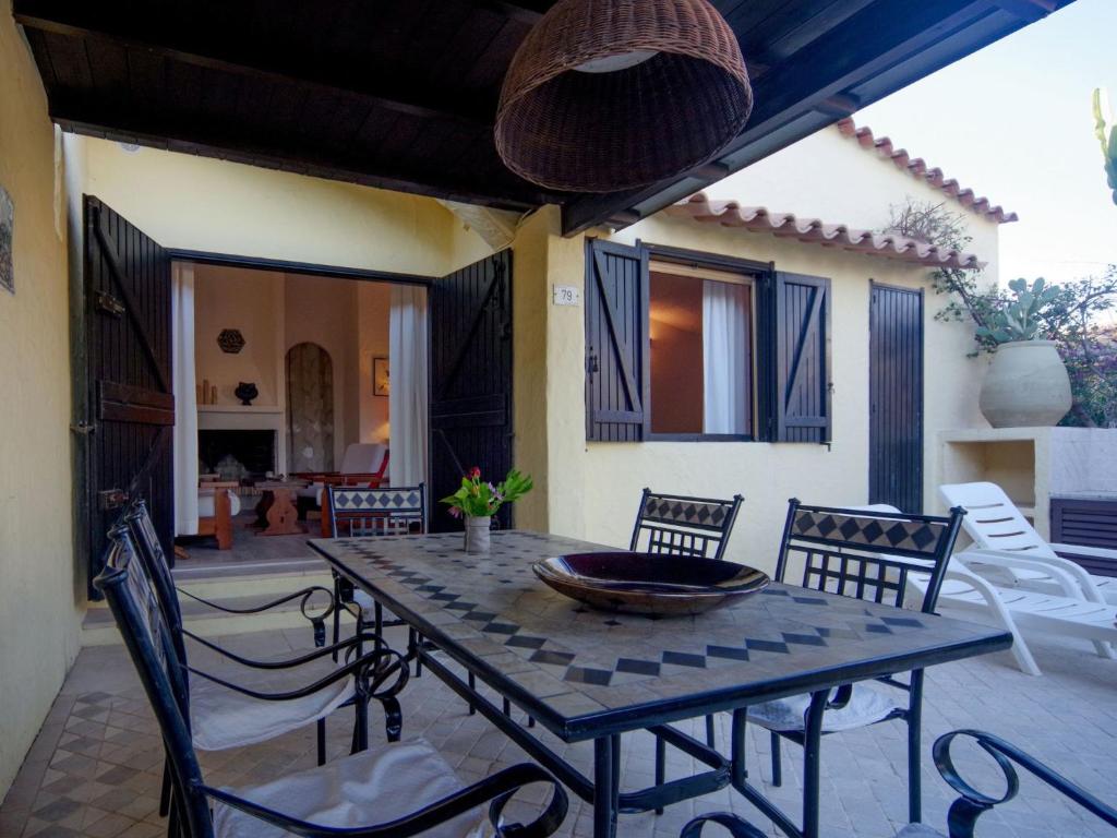 adebebcae - Holiday Home Schöne- neu renovierte Villa direkt am Strand in Costa Rei - 1