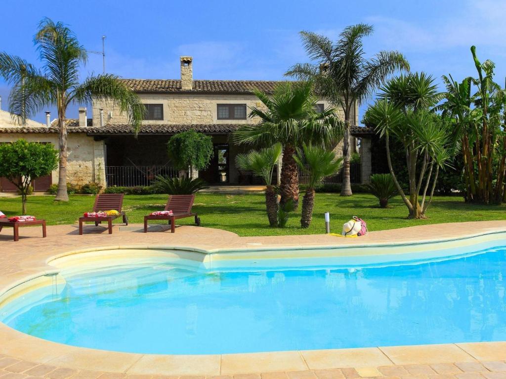bebebdceccada - Holiday Home 'Antica Aia' mit eigenem Pool - 3