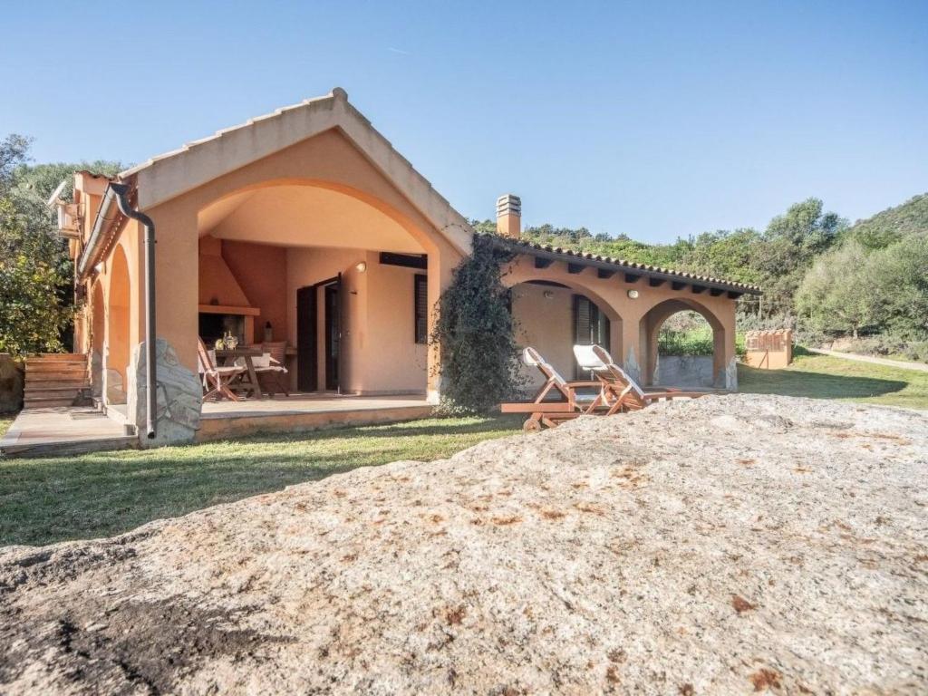 aeceeccffeeddbdf - Holiday Home Schöne moderne Villa in privater Lage- umgeben von üppiger Natur - 1