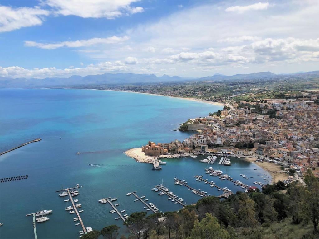 cedaaafbdbdbdca - Holiday Home Ferienvilla mit privatem Pool für 7 Personen mit Garten - 4