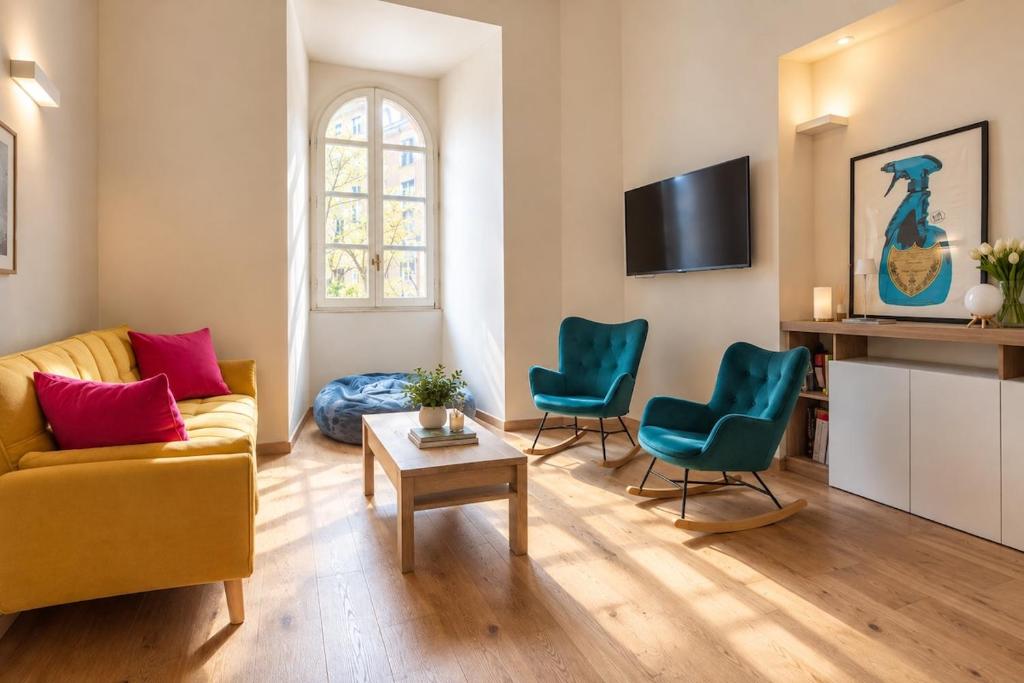 Indipendenza - Luxury 2BR & 2BA Design Flat - 4