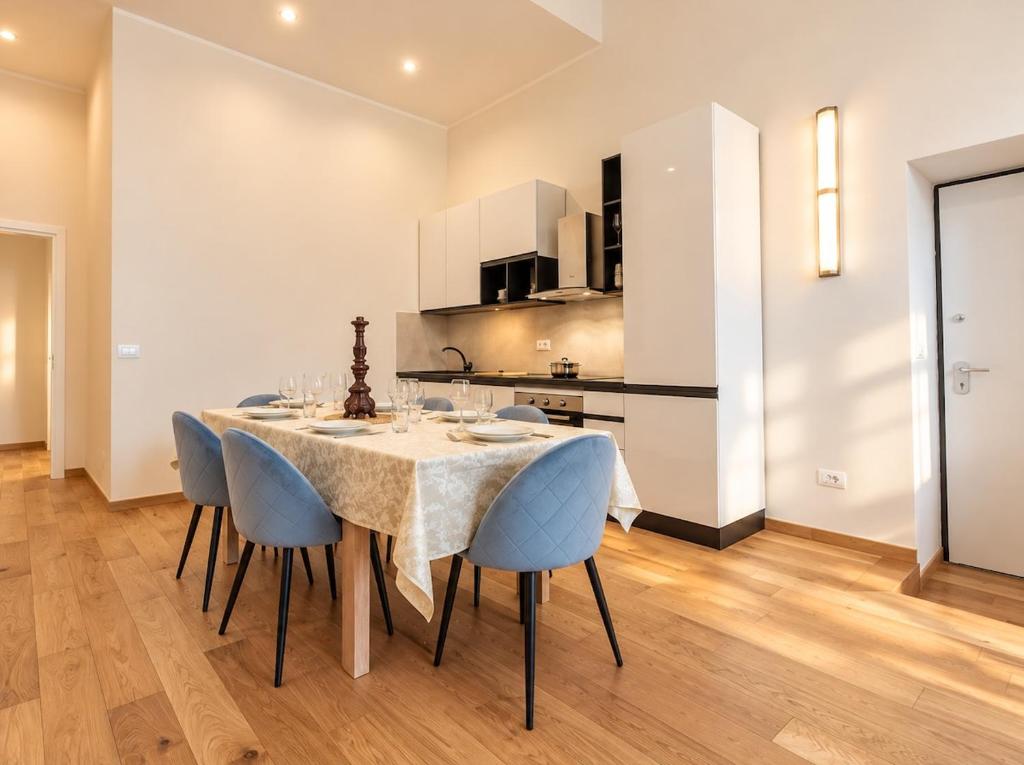 Indipendenza - Luxury 2BR & 2BA Design Flat - 5
