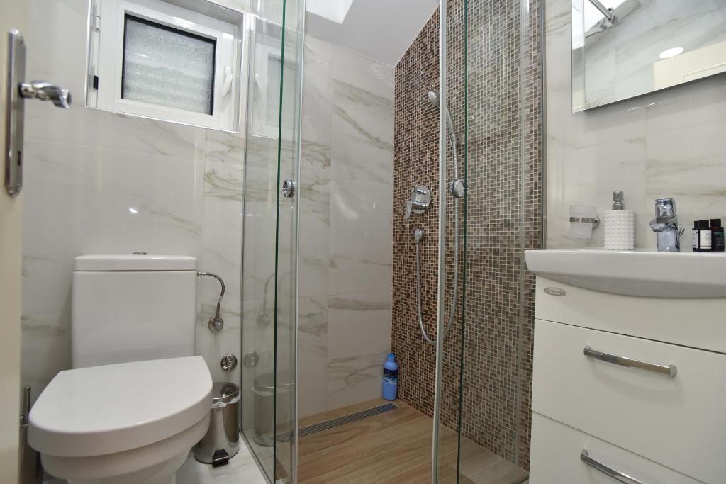 Villa Dragana with heading swimming pool and parking - 3