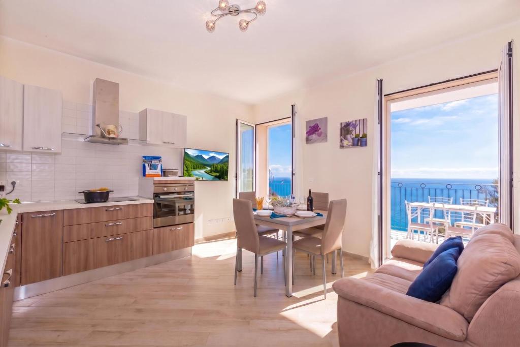 Serena 1 Amazing Sea View - Happy Rentals - 2