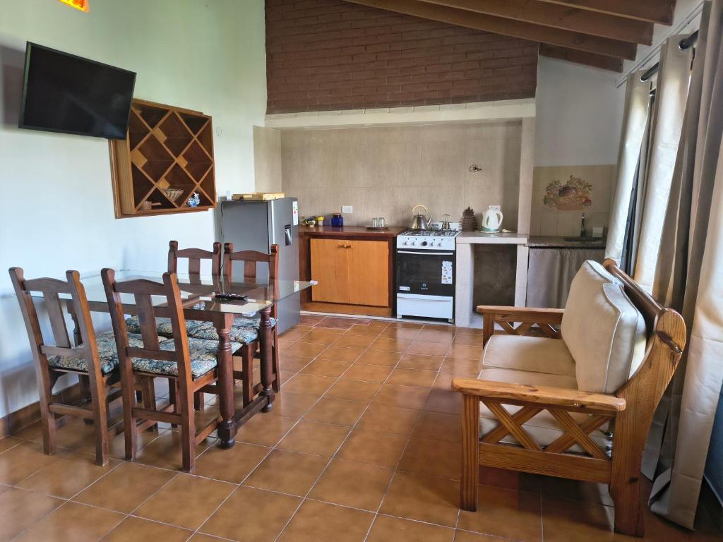 Monoambiente en Barrio Constitución, Comodo y Luminoso - 3