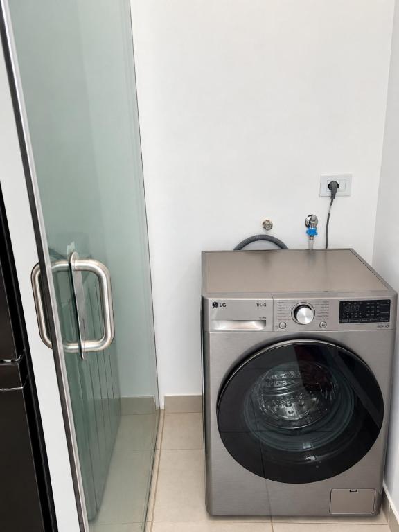 Modern 1 BR Loft in in the financial district - 5