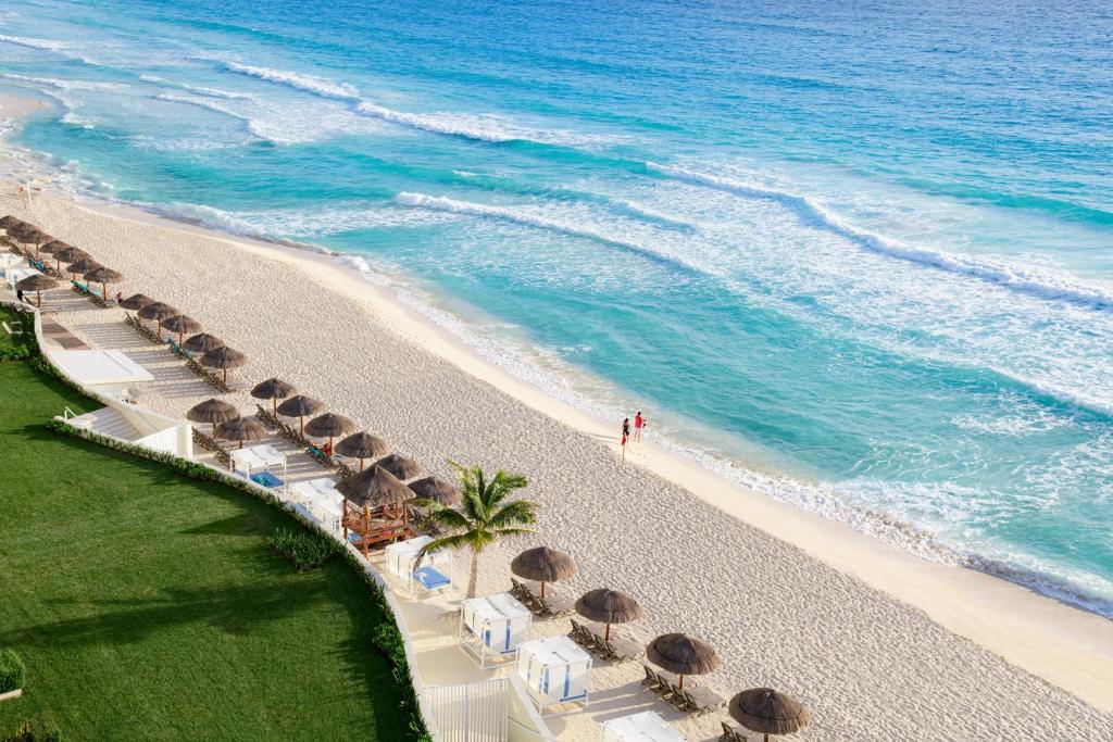 Hilton Cancun Mar Caribe All-Inclusive Resort - 2