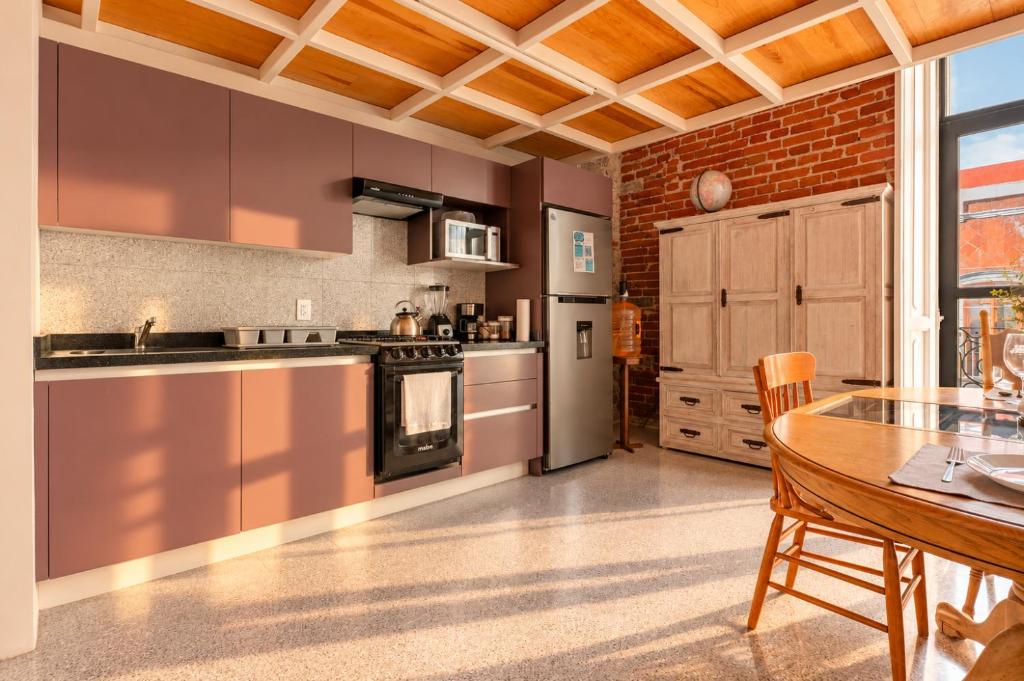 Loft #102 en centro histórico con balcones y terraza común - 4