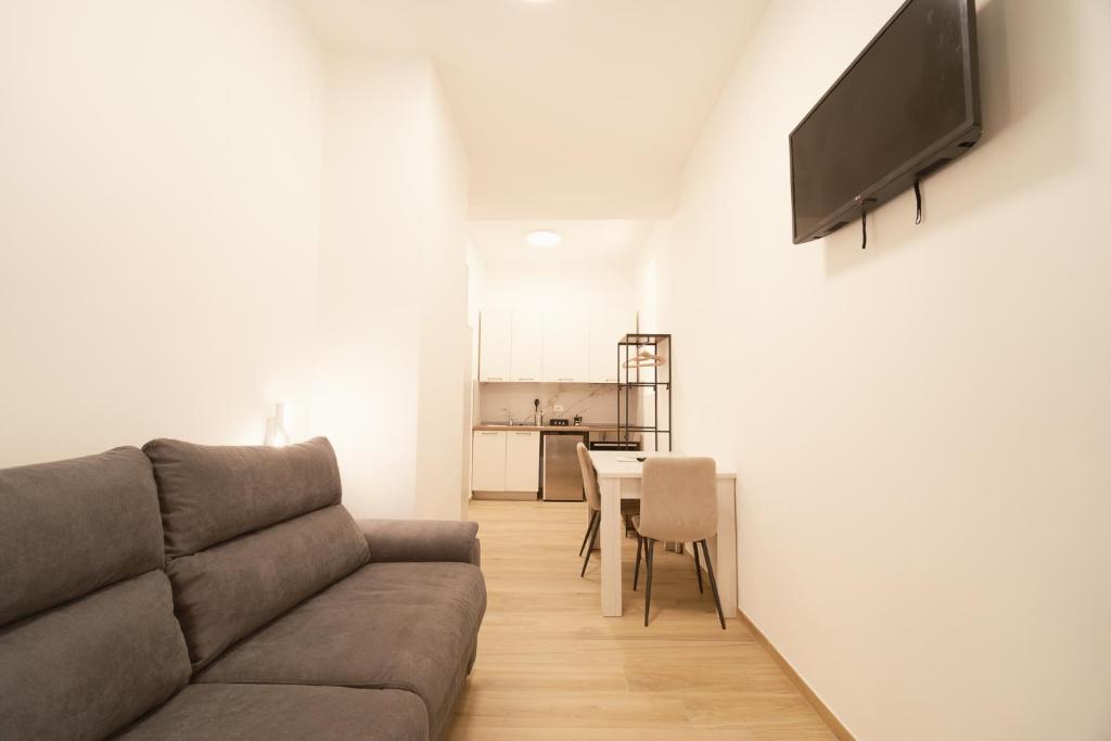 Bee First Guest House Roma - 3