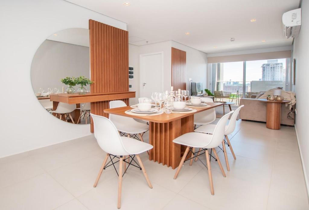 Stylish Two BR Prime Area Balcony Pool and Gym - 5