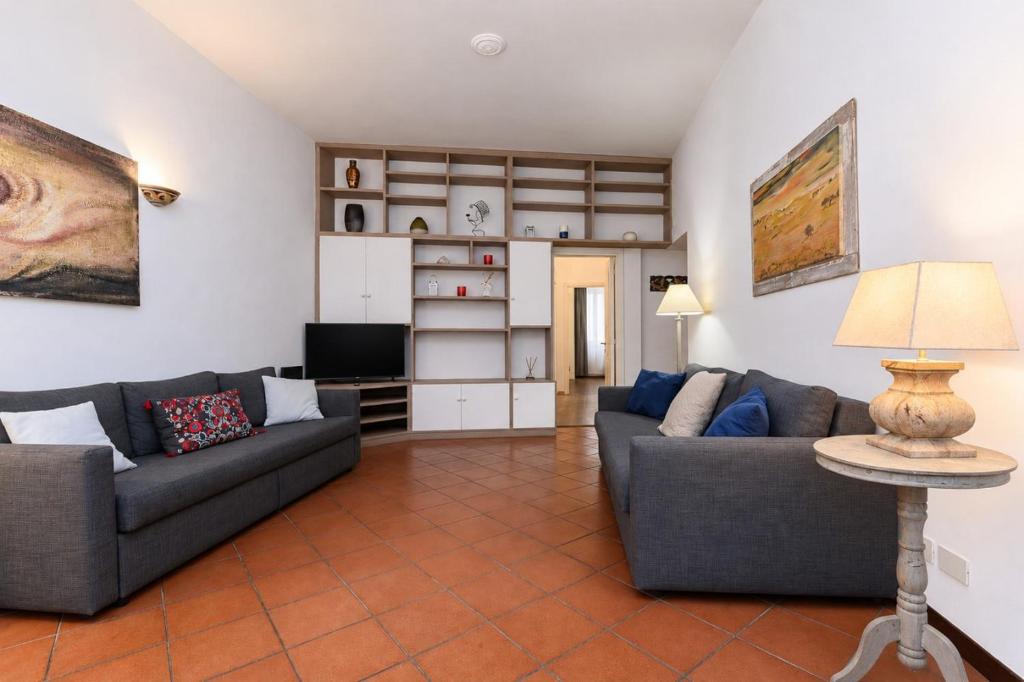 Colosseum Apartment with Terrace by NDP rent - 3