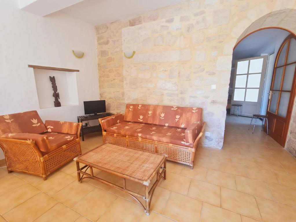 Appartement convivial à Uzès 85 m² avec terrasse - 5