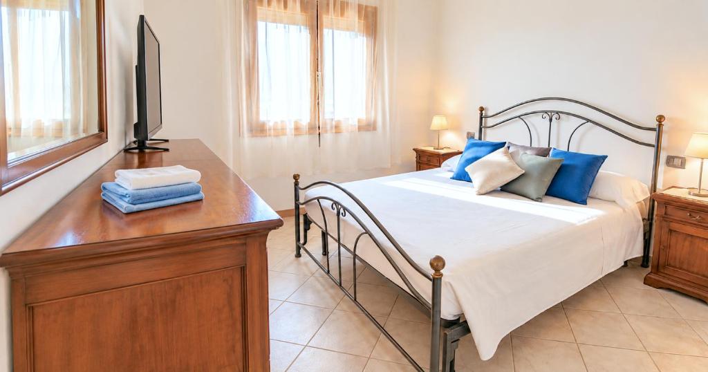 Cavour Apartment With Terrace - 4