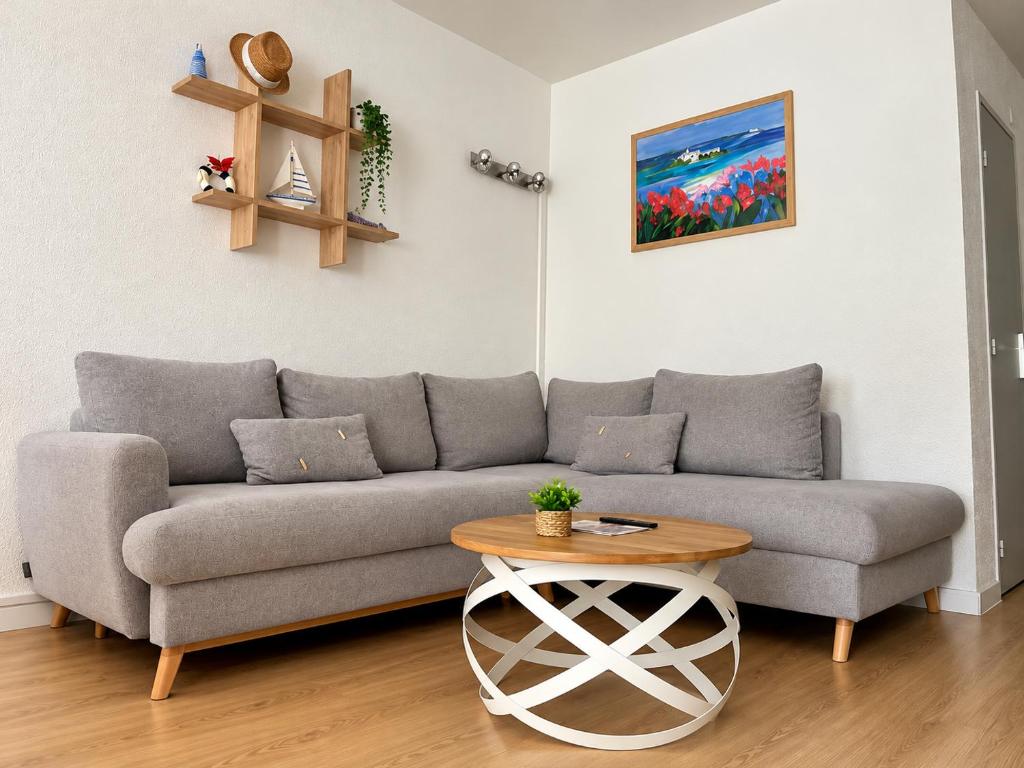 Climatisé et Spacieux avec Terrasse, Centre Port et Proche Mer - 6 Personnes - 4