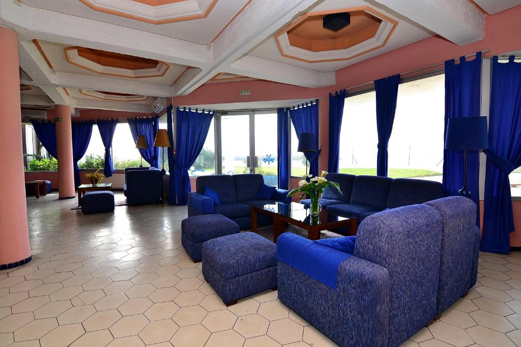 Bar/lounge