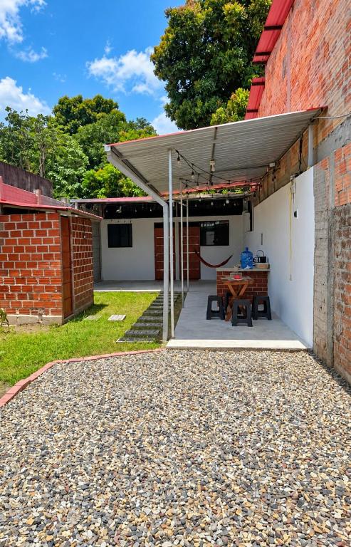 Casa en Zaragoza con Jardín y Estacionamiento privado - 1