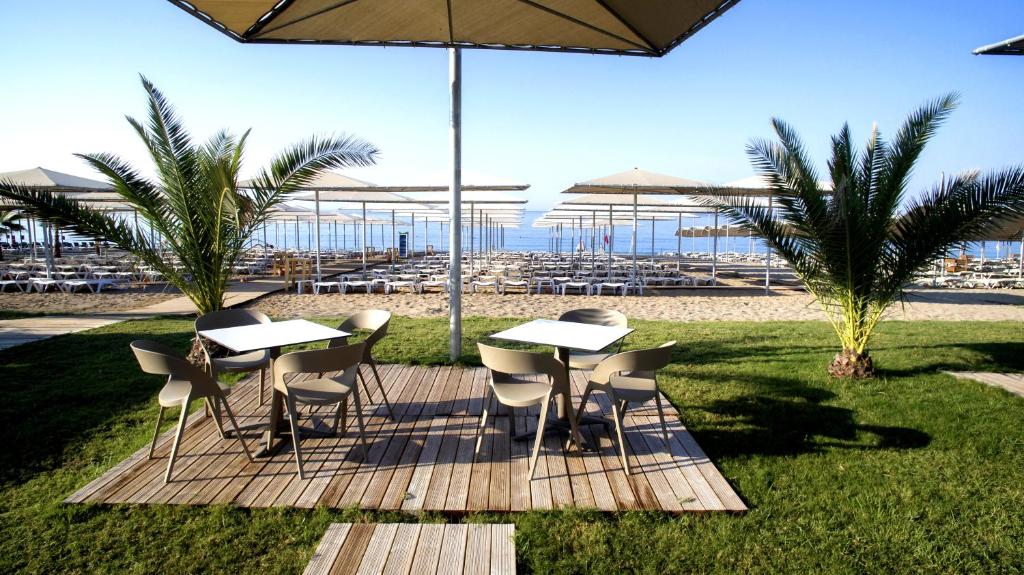 Riolavitas Resort & Spa — Beach in Side
