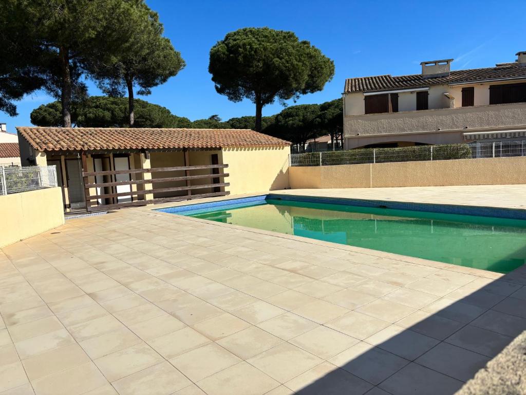 Le coin des cigales - Piscine - Parking - Proche village naturiste - Histoire de Clés - 4