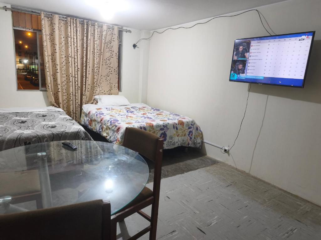 Room near the Airport - 3