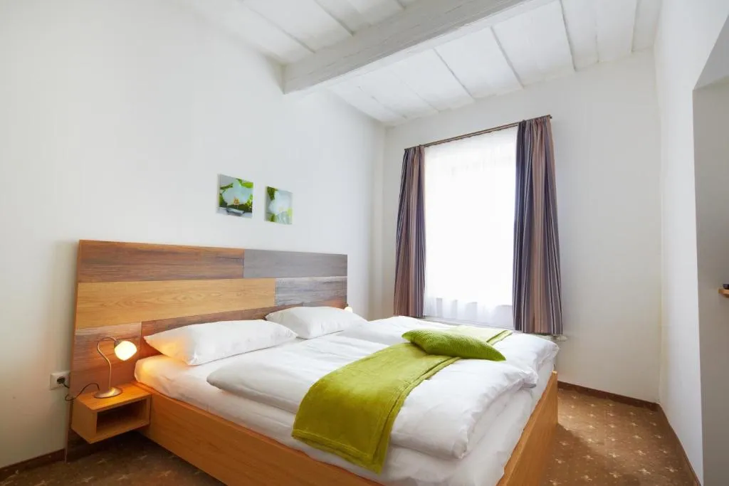 Rathauskeller Melk, hotel in Melk