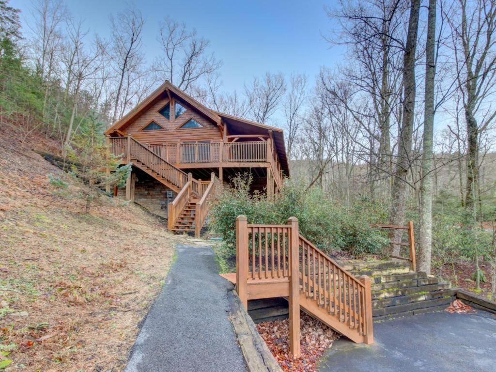 Mama Bear Creek Bridge — Hotel in Pigeon Forge (TN)