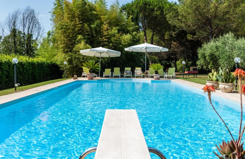 Charming Villa in Pisa with terrace and shared pool. - 5