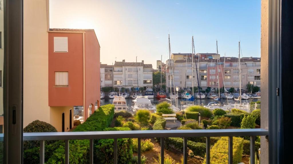 Charmant studio à Agde, 32 m² avec équipements modernes - 1