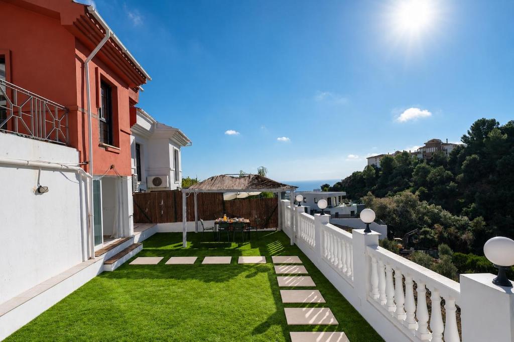 LXR Three Levels Villa 3HAB - 1