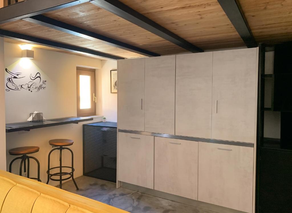 Elegant Studio in Cagliari, 60 m² with balcony and view - 2